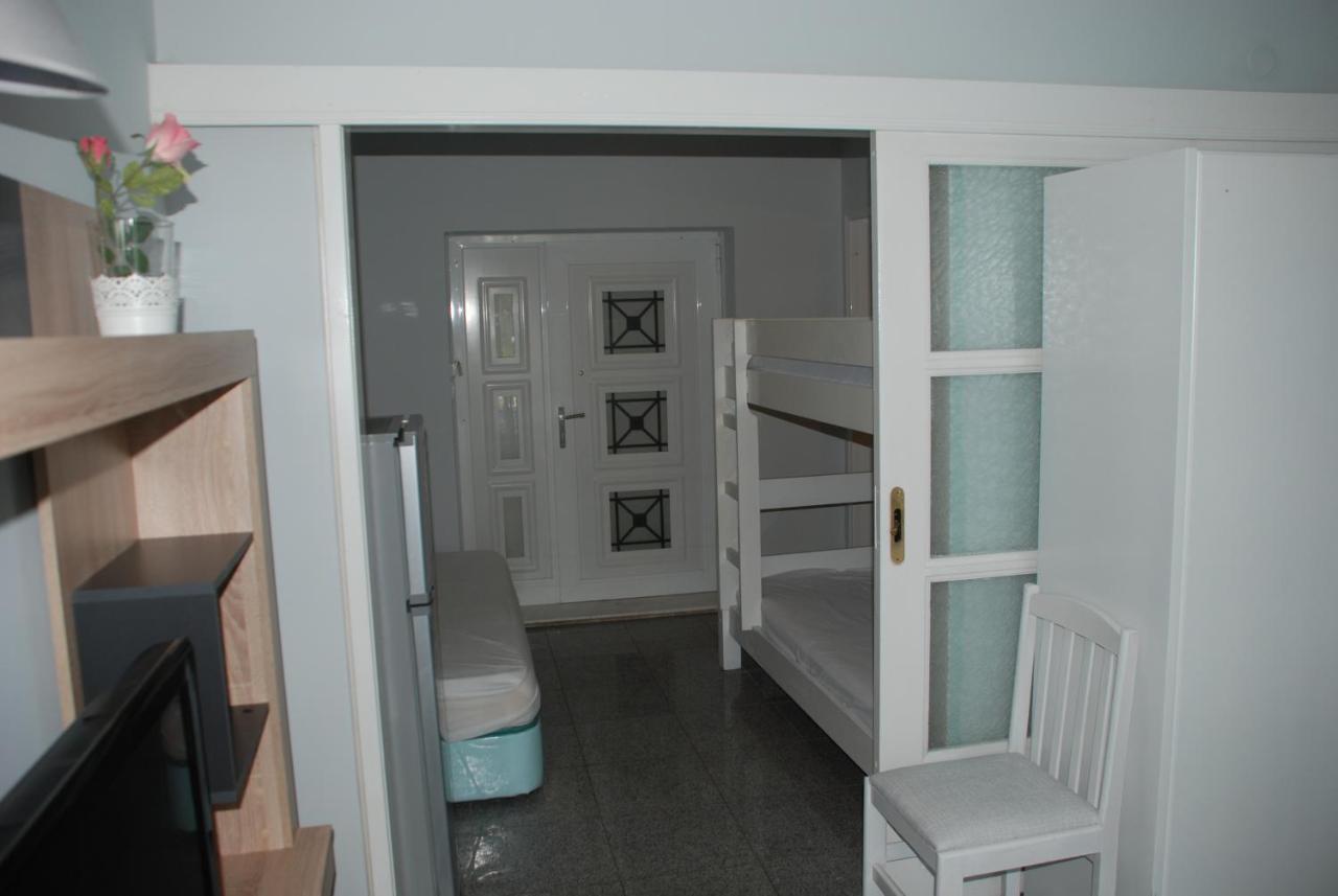 Diaporos Hotel 보우르보우로우 외부 사진